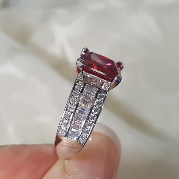 Simulated Ruby n White Diamonds - Picture 4 of 8